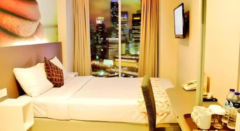 Clay Hotel Jakarta Exterior photo