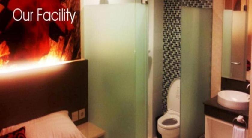Clay Hotel Jakarta Exterior photo