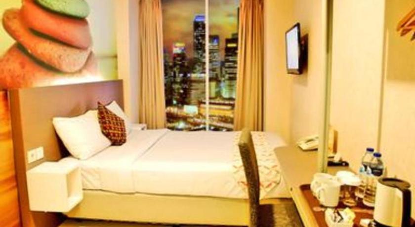 Clay Hotel Jakarta Exterior photo